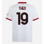 Maillot de football Réplique AC Milan Theo Hernandez #19 Extérieur 2024-25 Manche Courte