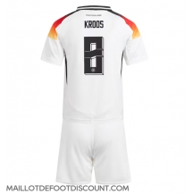 Maillot de football Réplique Allemagne Toni Kroos #8 Domicile Enfant Europe 2024 Manche Courte (+ Pantalon court)