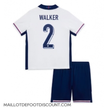 Maillot de football Réplique Angleterre Kyle Walker #2 Domicile Enfant Europe 2024 Manche Courte (+ Pantalon court)