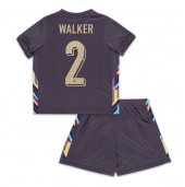 Maillot de football Réplique Angleterre Kyle Walker #2 Extérieur Enfant Europe 2024 Manche Courte (+ Pantalon court)