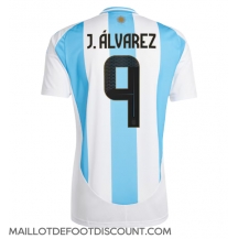 Maillot de football Réplique Argentine Julian Alvarez #9 Domicile Copa America 2024 Manche Courte