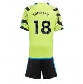 Maillot de football Réplique Arsenal Takehiro Tomiyasu #18 Extérieur Enfant 2023-24 Manche Courte (+ Pantalon court)