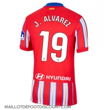 Maillot de football Réplique Atletico Madrid Julian Alvarez #19 Domicile 2024-25 Manche Courte