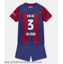 Maillot de football Réplique Barcelona Alejandro Balde #3 Domicile Enfant 2023-24 Manche Courte (+ Pantalon court)