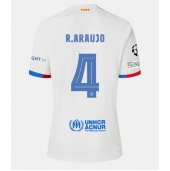 Maillot de football Réplique Barcelona Ronald Araujo #4 Extérieur 2023-24 Manche Courte