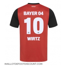 Maillot de football Réplique Bayer Leverkusen Florian Wirtz #10 Domicile 2024-25 Manche Courte