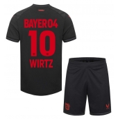 Maillot de football Réplique Bayer Leverkusen Florian Wirtz #10 Domicile Enfant 2023-24 Manche Courte (+ Pantalon court)