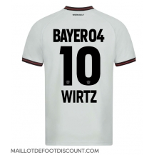 Maillot de football Réplique Bayer Leverkusen Florian Wirtz #10 Extérieur 2023-24 Manche Courte