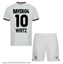 Maillot de football Réplique Bayer Leverkusen Florian Wirtz #10 Extérieur Enfant 2023-24 Manche Courte (+ Pantalon court)