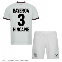 Maillot de football Réplique Bayer Leverkusen Piero Hincapie #3 Extérieur Enfant 2023-24 Manche Courte (+ Pantalon court)