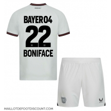 Maillot de football Réplique Bayer Leverkusen Victor Boniface #22 Extérieur Enfant 2023-24 Manche Courte (+ Pantalon court)