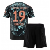 Maillot de football Réplique Bayern Munich Alphonso Davies #19 Extérieur Enfant 2024-25 Manche Courte (+ Pantalon court)