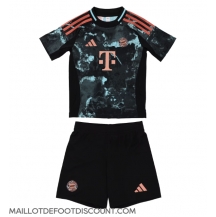 Maillot de football Réplique Bayern Munich Extérieur Enfant 2024-25 Manche Courte (+ Pantalon court)