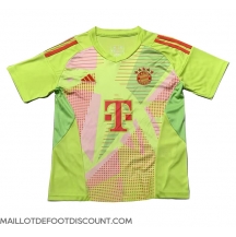 Maillot de football Réplique Bayern Munich Gardien de but Domicile 2024-25 Manche Courte