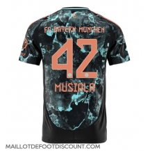 Maillot de football Réplique Bayern Munich Jamal Musiala #42 Extérieur 2024-25 Manche Courte