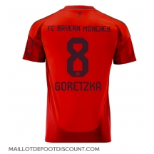 Maillot de football Réplique Bayern Munich Leon Goretzka #8 Domicile 2024-25 Manche Courte