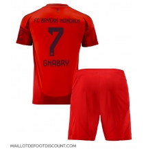 Maillot de football Réplique Bayern Munich Serge Gnabry #7 Domicile Enfant 2024-25 Manche Courte (+ Pantalon court)