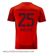 Maillot de football Réplique Bayern Munich Thomas Muller #25 Domicile 2024-25 Manche Courte