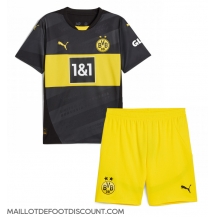 Maillot de football Réplique Borussia Dortmund Extérieur Enfant 2024-25 Manche Courte (+ Pantalon court)