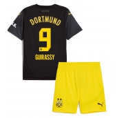 Maillot de football Réplique Borussia Dortmund Serhou Guirassy #9 Extérieur Enfant 2024-25 Manche Courte (+ Pantalon court)