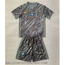 Maillot de football Réplique Brésil Gardien de but Domicile Enfant Copa America 2024 Manche Courte (+ Pantalon court)