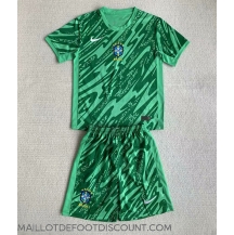 Maillot de football Réplique Brésil Gardien de but Extérieur Enfant Copa America 2024 Manche Courte (+ Pantalon court)