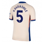 Maillot de football Réplique Chelsea Benoit Badiashile #5 Extérieur 2024-25 Manche Courte