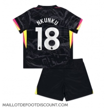 Maillot de football Réplique Chelsea Christopher Nkunku #18 Troisième Enfant 2024-25 Manche Courte (+ Pantalon court)