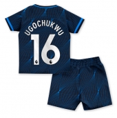 Maillot de football Réplique Chelsea Lesley Ugochukwu #16 Extérieur Enfant 2023-24 Manche Courte (+ Pantalon court)