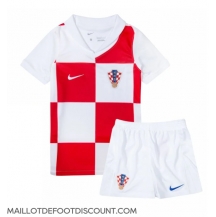 Maillot de football Réplique Croatie Domicile Enfant Europe 2024 Manche Courte (+ Pantalon court)