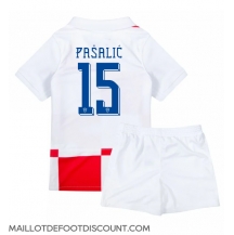 Maillot de football Réplique Croatie Mario Pasalic #15 Domicile Enfant Europe 2024 Manche Courte (+ Pantalon court)