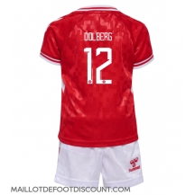 Maillot de football Réplique Danemark Kasper Dolberg #12 Domicile Enfant Europe 2024 Manche Courte (+ Pantalon court)