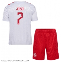 Maillot de football Réplique Danemark Mathias Jensen #7 Extérieur Enfant Europe 2024 Manche Courte (+ Pantalon court)