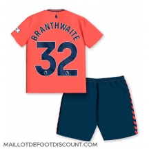 Maillot de football Réplique Everton Jarrad Branthwaite #32 Extérieur Enfant 2023-24 Manche Courte (+ Pantalon court)