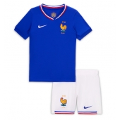 Maillot de football Réplique France Domicile Enfant Europe 2024 Manche Courte (+ Pantalon court)