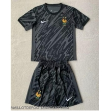 Maillot de football Réplique France Gardien de but Extérieur Enfant Europe 2024 Manche Courte (+ Pantalon court)