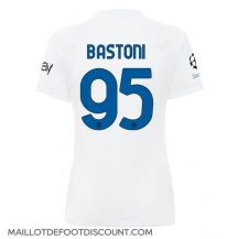 Maillot de football Réplique Inter Milan Alessandro Bastoni #95 Extérieur Femme 2023-24 Manche Courte