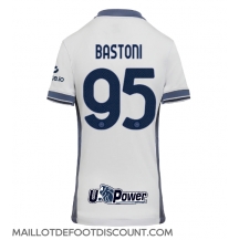 Maillot de football Réplique Inter Milan Alessandro Bastoni #95 Extérieur Femme 2024-25 Manche Courte