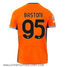 Maillot de football Réplique Inter Milan Alessandro Bastoni #95 Troisième 2023-24 Manche Courte