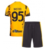 Maillot de football Réplique Inter Milan Alessandro Bastoni #95 Troisième Enfant 2024-25 Manche Courte (+ Pantalon court)