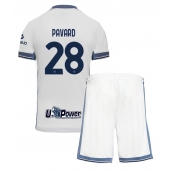 Maillot de football Réplique Inter Milan Benjamin Pavard #28 Extérieur Enfant 2024-25 Manche Courte (+ Pantalon court)