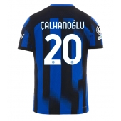 Maillot de football Réplique Inter Milan Hakan Calhanoglu #20 Domicile 2023-24 Manche Courte