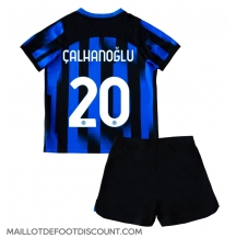 Maillot de football Réplique Inter Milan Hakan Calhanoglu #20 Domicile Enfant 2023-24 Manche Courte (+ Pantalon court)