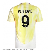 Maillot de football Réplique Juventus Dusan Vlahovic #9 Extérieur 2024-25 Manche Courte