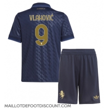 Maillot de football Réplique Juventus Dusan Vlahovic #9 Troisième Enfant 2024-25 Manche Courte (+ Pantalon court)