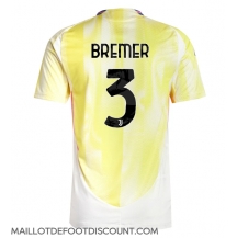 Maillot de football Réplique Juventus Gleison Bremer #3 Extérieur 2024-25 Manche Courte