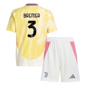 Maillot de football Réplique Juventus Gleison Bremer #3 Extérieur Enfant 2024-25 Manche Courte (+ Pantalon court)