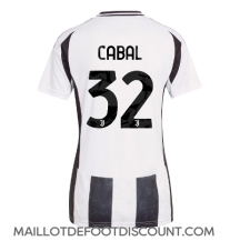 Maillot de football Réplique Juventus Juan Cabal #32 Domicile Femme 2024-25 Manche Courte