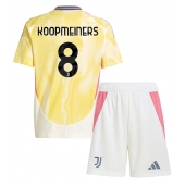 Maillot de football Réplique Juventus Teun Koopmeiners #8 Extérieur Enfant 2024-25 Manche Courte (+ Pantalon court)