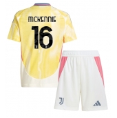 Maillot de football Réplique Juventus Weston McKennie #16 Extérieur Enfant 2024-25 Manche Courte (+ Pantalon court)